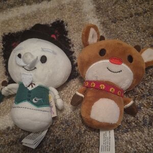Hallmark Festive White and Brown Plush Duo